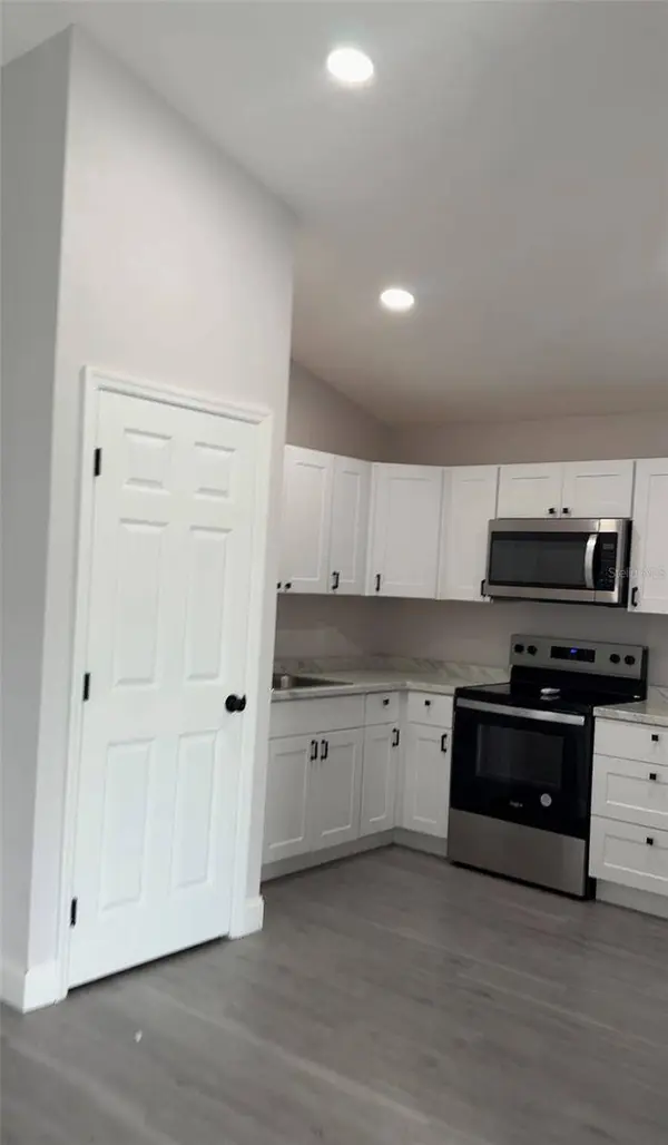 2410 HATTON CHASE LN, Kissimmee, FL 34746