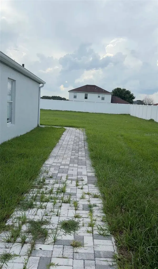2410 HATTON CHASE LN, Kissimmee, FL 34746