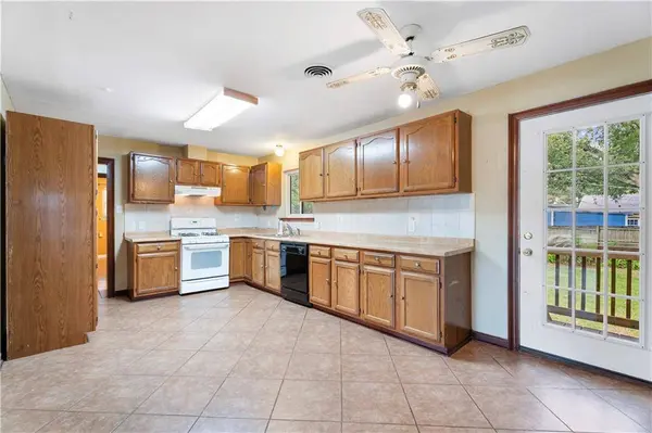 6212 STRATFORD PL, New Orleans, LA 70131