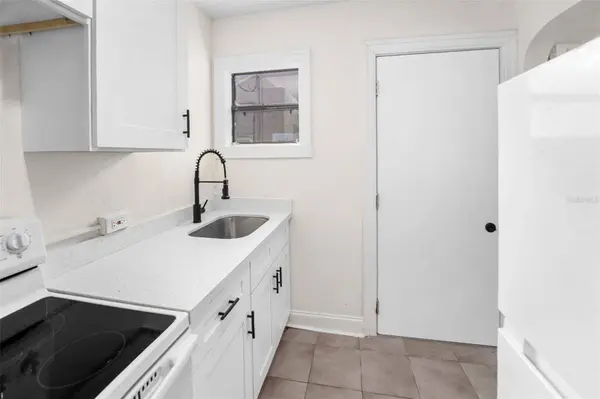 2220 7TH ST S, St Petersburg, FL 33705