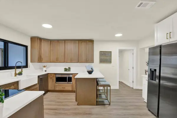 4510 W PRICE AVE, Tampa, FL 33611