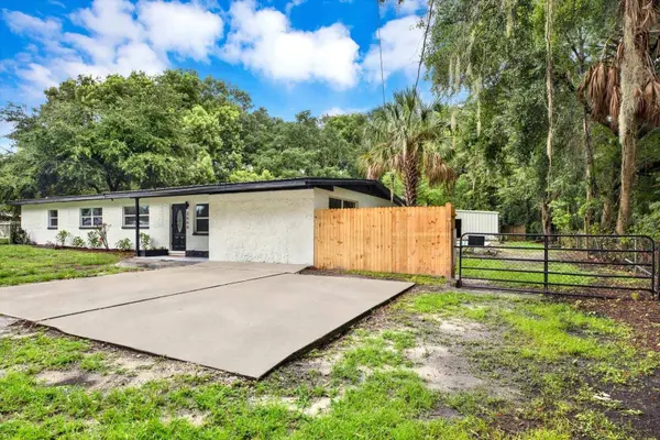 3606 AUTUMN PALM DR, Zephyrhills, FL 33541