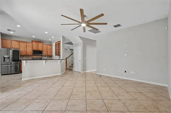 301 FERN GULLEY DR, Seffner, FL 33584