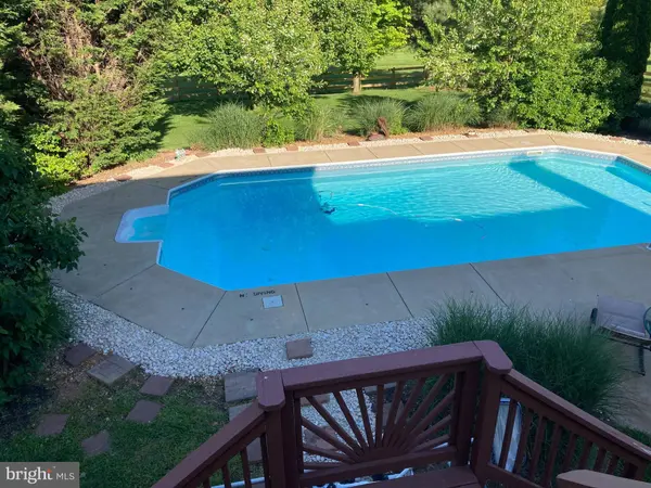 13661 SAMHILL LN, Mount Airy, MD 21771