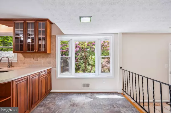 4826 CHERRY VALLEY DR, Rockville, MD 20853