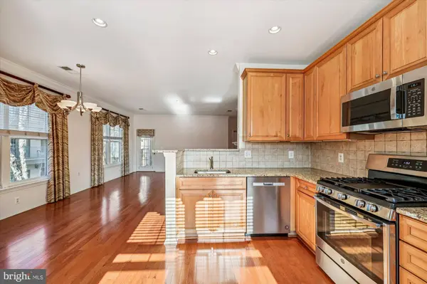 11800 OLD GEORGETOWN RD #1422, North Bethesda, MD 20852