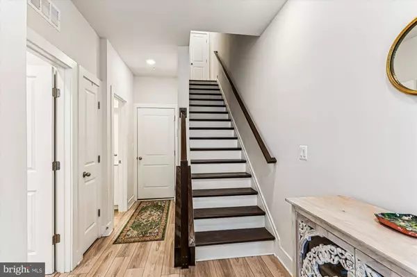 112 GLASS LN, Baltimore, MD 21230