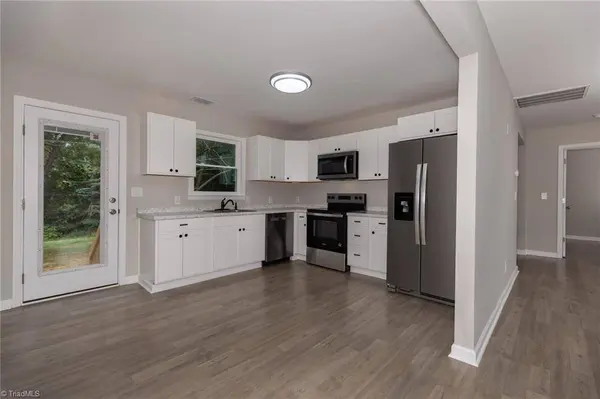 267 Gentry ST, North Wilkesboro, NC 28659