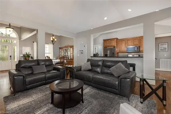 161 Burberry DR, Purlear, NC 28665