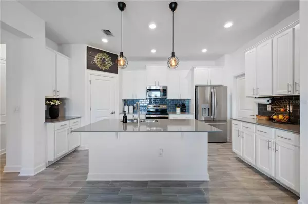 2837 DARLINGTON OAK LN, Ocoee, FL 34761