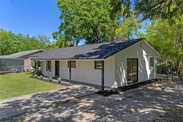 336 SAN LANTA CIR, Sanford, FL 32771