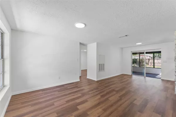 336 SAN LANTA CIR, Sanford, FL 32771