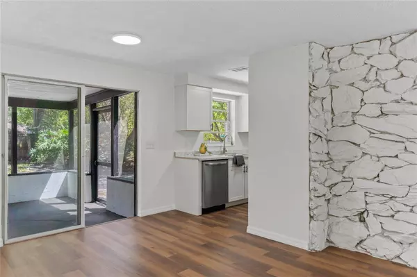 336 SAN LANTA CIR, Sanford, FL 32771