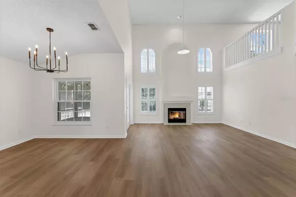 554 QUEENSBRIDGE DR, Lake Mary, FL 32746