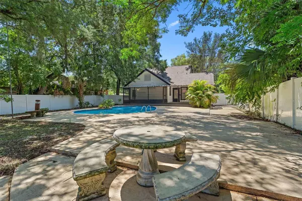 214 E 18TH ST, Sanford, FL 32771