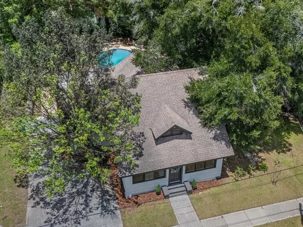 214 E 18TH ST, Sanford, FL 32771