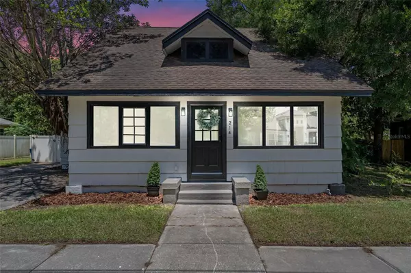 214 E 18TH ST, Sanford, FL 32771