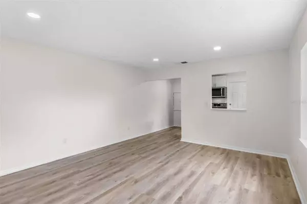 6233 GEORGIA CT, Lakeland, FL 33813