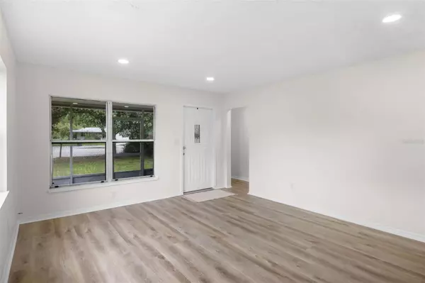 6233 GEORGIA CT, Lakeland, FL 33813