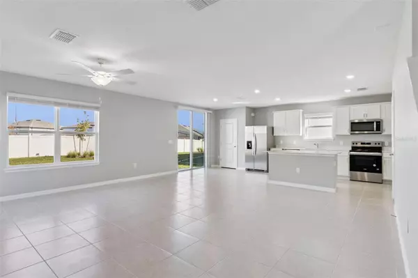 1087 SILVERLAKE BLVD, Lake Alfred, FL 33850