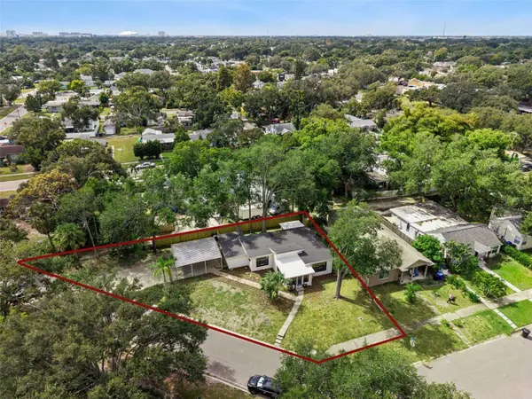 4050 IRIS ST N, St Petersburg, FL 33703