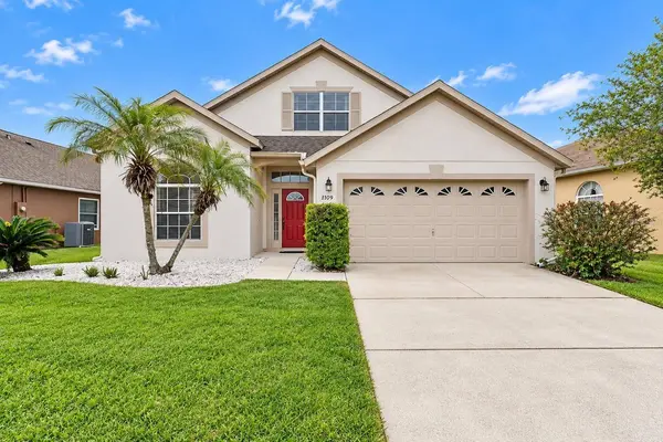 1109 ROYAL SAINT GEORGE DR