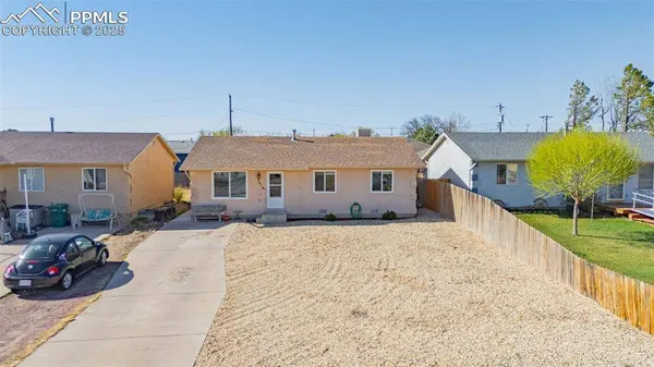 2418 W 18th ST, Pueblo, CO 81003