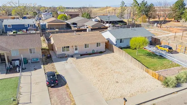 2418 W 18th ST, Pueblo, CO 81003