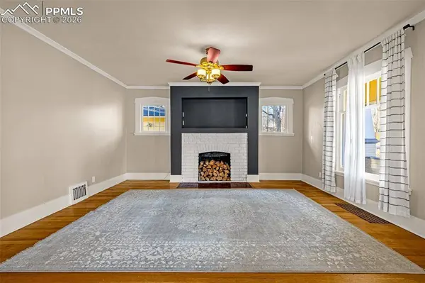 901 Cheyenne BLVD, Colorado Springs, CO 80905