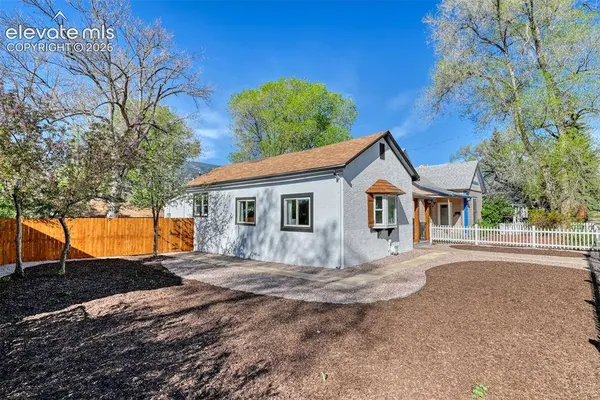 2315 W Kiowa ST, Colorado Springs, CO 80904