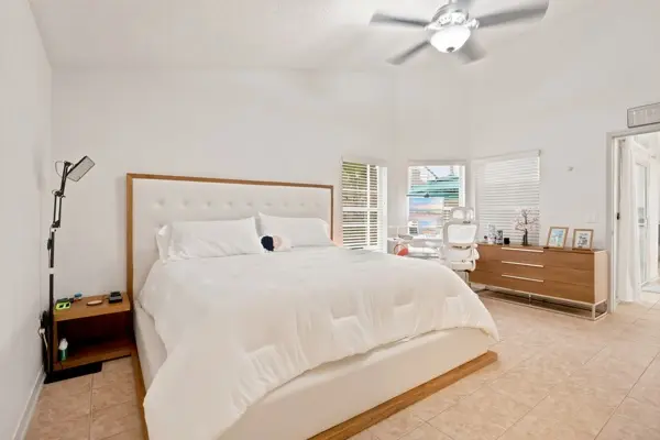 2613 Runyon Cir, Orlando, FL 32837-5208