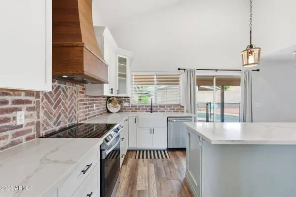 3312 E SAN REMO Avenue, Gilbert, AZ 85234