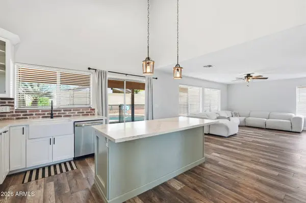 3312 E SAN REMO Avenue, Gilbert, AZ 85234