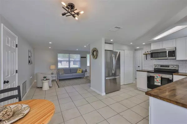 1426 GERARD LN, Holiday, FL 34690