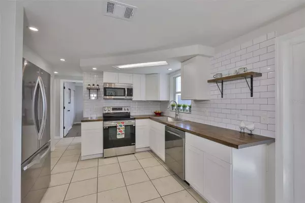 1426 GERARD LN, Holiday, FL 34690