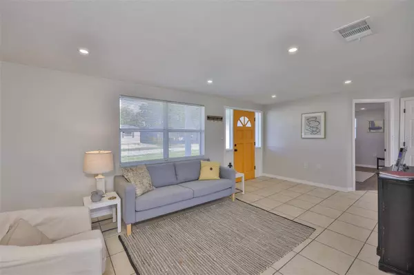 1426 GERARD LN, Holiday, FL 34690