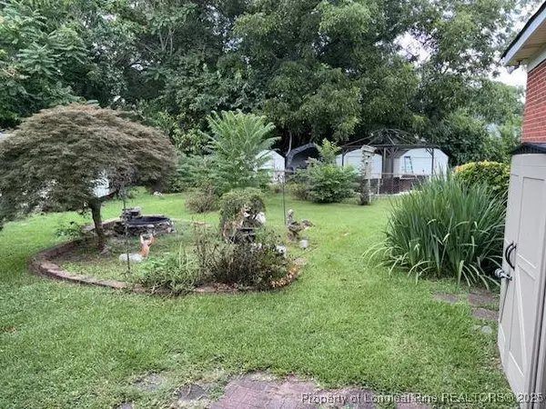 5318 Flagstone CT, Fayetteville, NC 28303