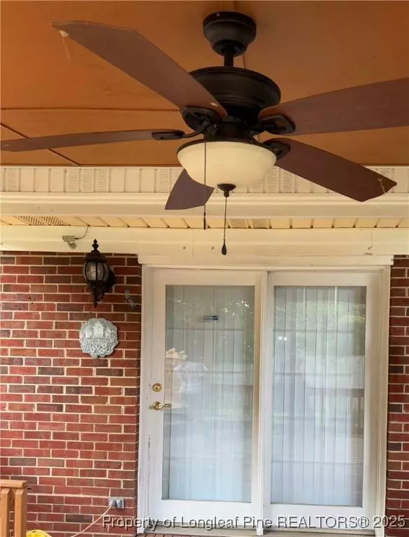 5318 Flagstone CT, Fayetteville, NC 28303