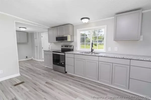 8528 Candlebrush DR, Linden, NC 28356