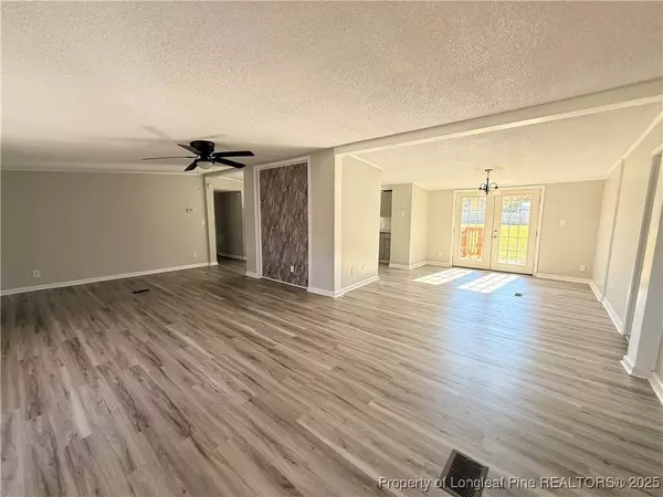 8528 Candlebrush DR, Linden, NC 28356