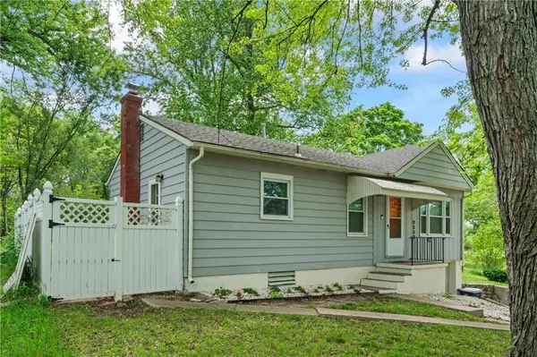 3209 N GARFIELD AVE, North Kansas City, MO 64116