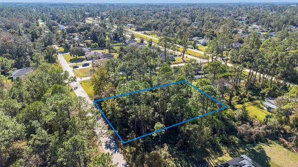 8TH AVE, Deland, FL 32724