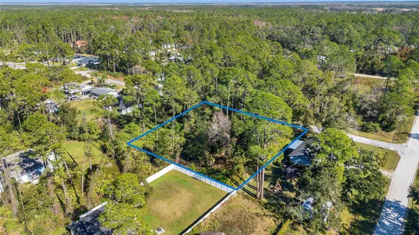 8TH AVE, Deland, FL 32724