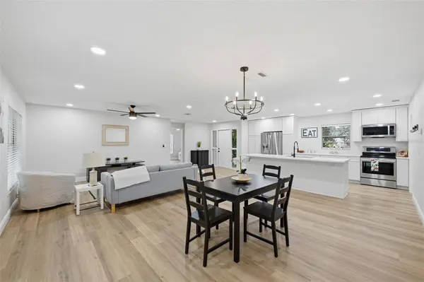 817 AMBASSADOR LOOP, Tampa, FL 33613
