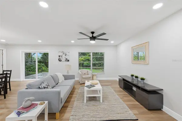 817 AMBASSADOR LOOP, Tampa, FL 33613