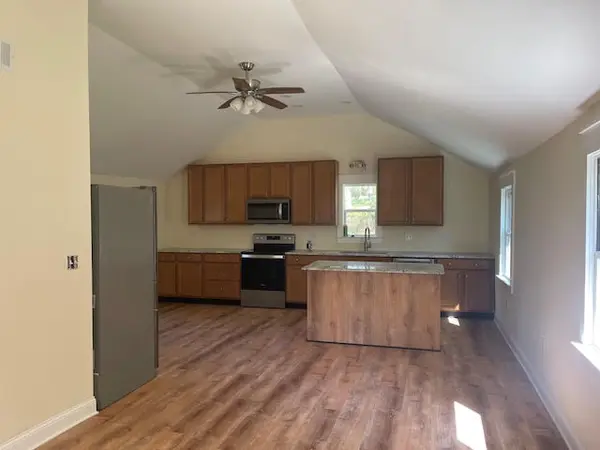 151 Steeles Ln, Raphine, VA 24472-2900