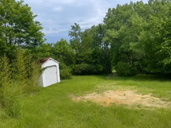 2121 Lee Jackson Hwy, Staunton, VA 24401-5628