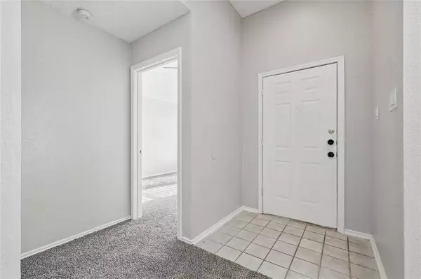 805 Mockingbird Lane, Desoto, TX 75115