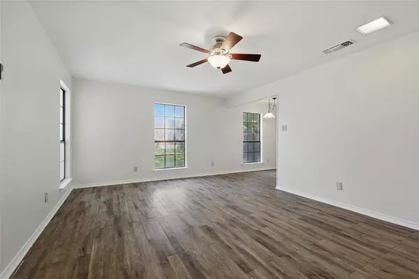 708 Hillcrest Court, Cedar Hill, TX 75104