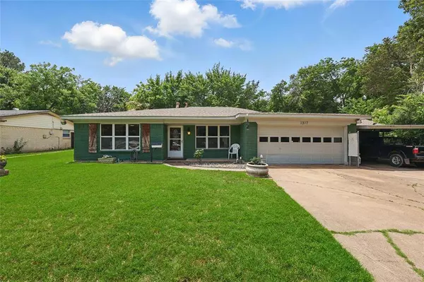 1317 Elby Street, Irving, TX 75061
